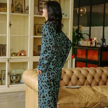 Blue leopard print šilko pižama moterų 2020 m. rudens mados aukštos kokybės ilgomis rankovėmis sleepwear moterų namų drabužius, naktiniai drabužiai
